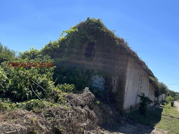 Къща в Плевен, Идеален център - 75 кв.м за 48 €/кв.м - Снимка #1