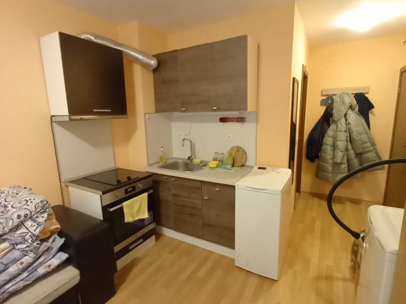 Дава се под наем Едностаен апартамент в София, Младост 4 - 31 кв.м за 249.9 € - Снимка #1