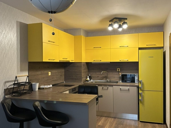 Дава се под наем Двустаен апартамент в Пловдив, Христо Смирненски - 65 кв.м за 400 € - Снимка #1