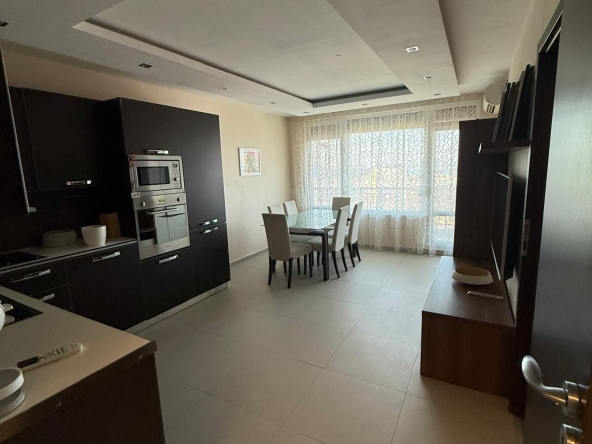 Дава се под наем Тристаен апартамент в Поморие - 75 кв.м за 620 € - Снимка #1