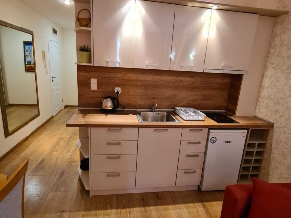 Дава се под наем Едностаен апартамент в к.к. Слънчев бряг - 45 кв.м за 2040 € - Снимка #1