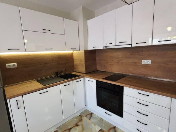 Дава се под наем Двустаен апартамент в Пловдив, Каменица 1 - 65 кв.м за 575 € - Снимка #1