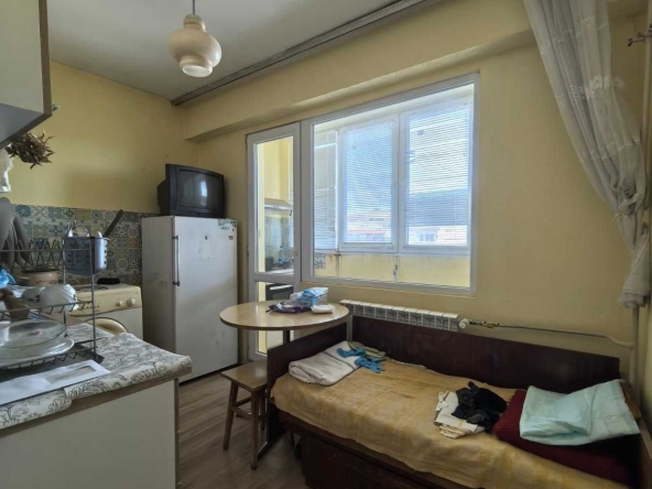 Двустаен апартамент в Русе, Възраждане - 60 кв.м за 1295 €/кв.м - Снимка #1