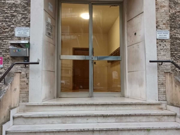 Тристаен апартамент в с. Градсковски колиби, Област Видин - 75 кв.м за 1600 €/кв.м - Снимка #1