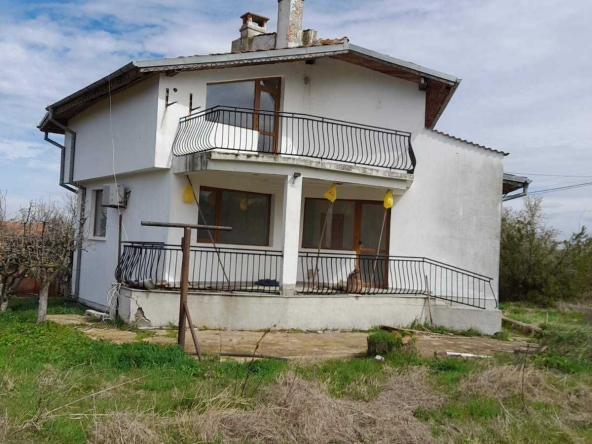 Къща в Момин проход - 130 кв.м за 354 €/кв.м - Снимка #1