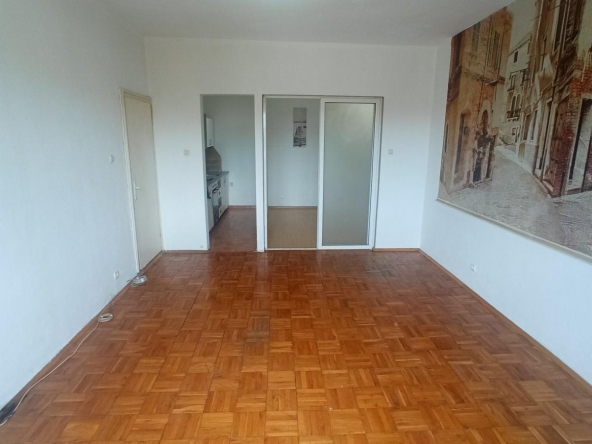 Двустаен апартамент в Бургас, Братя Миладинови - 70 кв.м за 2115 €/кв.м - Снимка #1