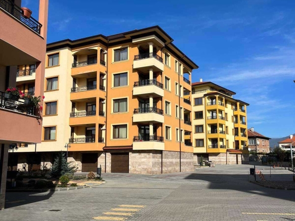 Двустаен апартамент в Казанлък - 82 кв.м за 1107 €/кв.м - Снимка #1