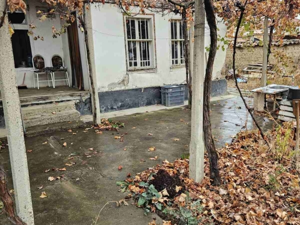 Парцел в Пловдив, Индустриална зона - Юг - 765 кв.м за 37 €/кв.м - Снимка #1