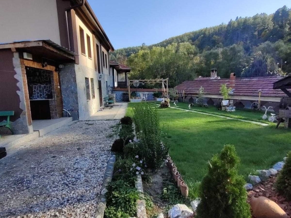 Къща в с. Мраченик, Област Пловдив - 90 кв.м за 1050 €/кв.м - Снимка #1
