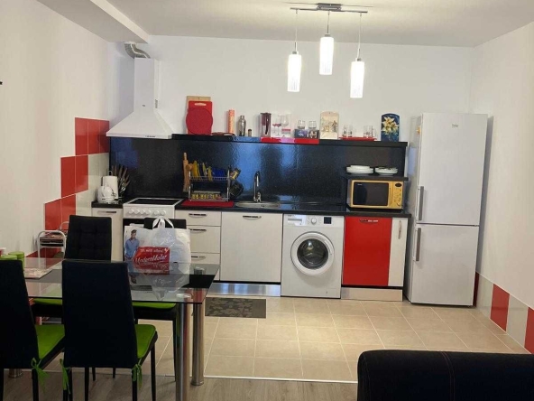 Едностаен апартамент в Бяла - 61 кв.м за 1214 €/кв.м - Снимка #1