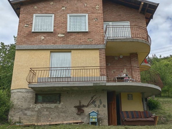 Къща в София, Бенковски - 100 кв.м за 867 €/кв.м - Снимка #1