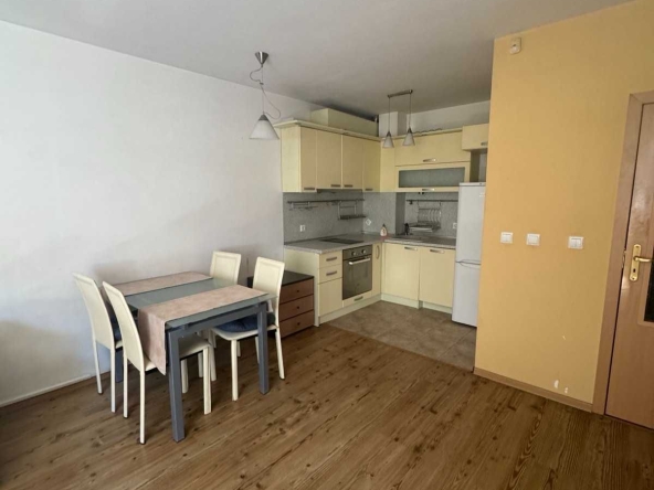 Дава се под наем Двустаен апартамент в София, Витоша - 65 кв.м за 500 € - Снимка #1