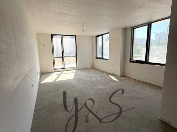 Тристаен апартамент в Пловдив, Христо Смирненски - 135 кв.м за 1208 €/кв.м - Снимка #1