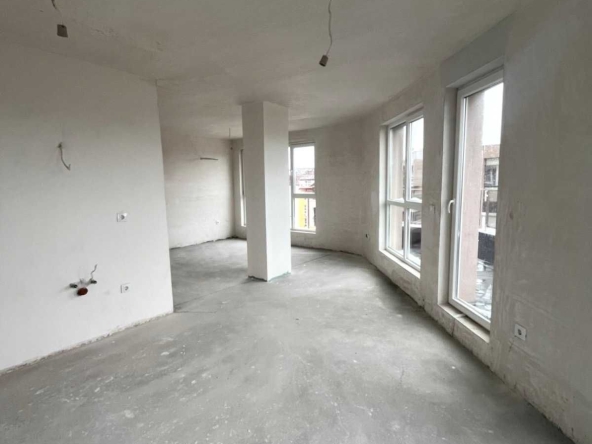 Двустаен апартамент в Пловдив, Христо Смирненски - 97 кв.м за 1258 €/кв.м - Снимка #1
