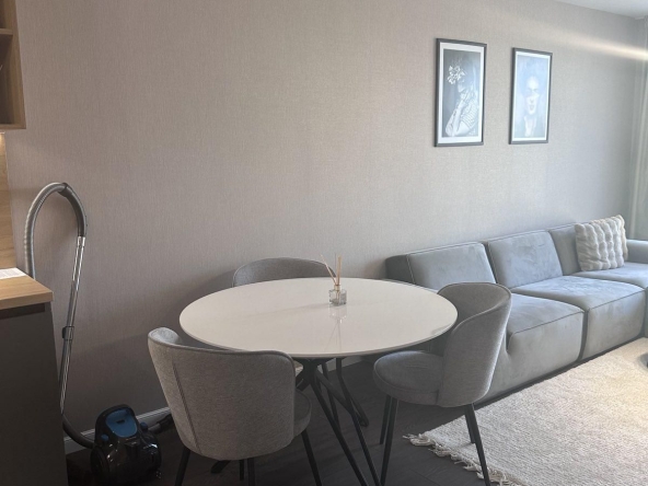 Дава се под наем Двустаен апартамент в Пловдив, Център - 80 кв.м за 600 € - Снимка #1