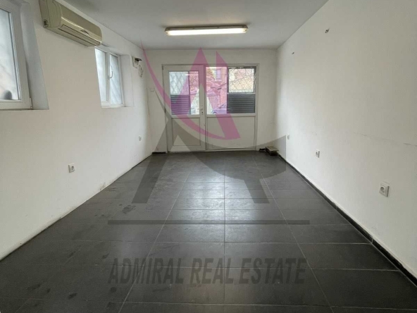 Магазин в Варна, Колхозен пазар - 47 кв.м за 1064 €/кв.м - Снимка #1