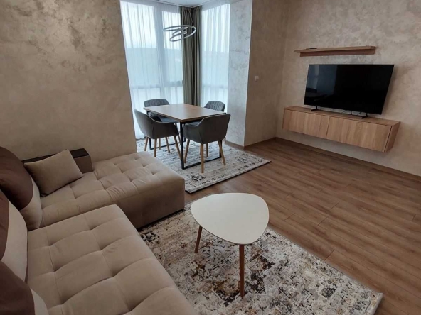 Дава се под наем Двустаен апартамент в Шумен, в.з. Смесе - 68 кв.м за 402.9 € - Снимка #1