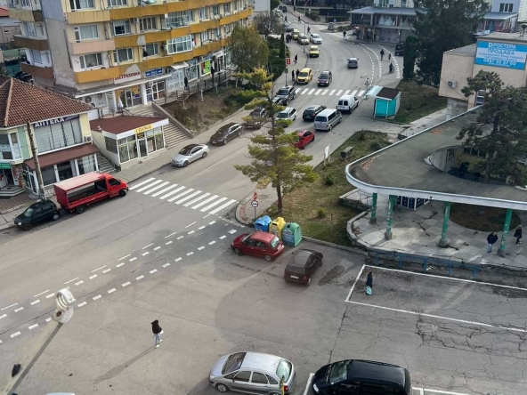 Двустаен апартамент в Омуртаг - 52 кв.м за 765 €/кв.м - Снимка #1