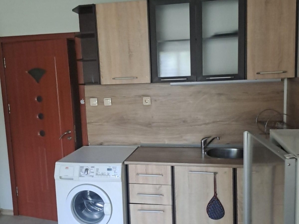 Дава се под наем Двустаен апартамент в Пловдив, Тракия - 47 кв.м за 300 € - Снимка #1