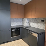 Дава се под наем Двустаен апартамент в Пловдив, Остромила - 70 кв.м за 450 € - Снимка #1