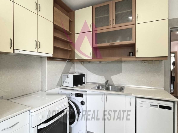 Дава се под наем Тристаен апартамент в Варна, Общината - 55 кв.м за 600 € - Снимка #1