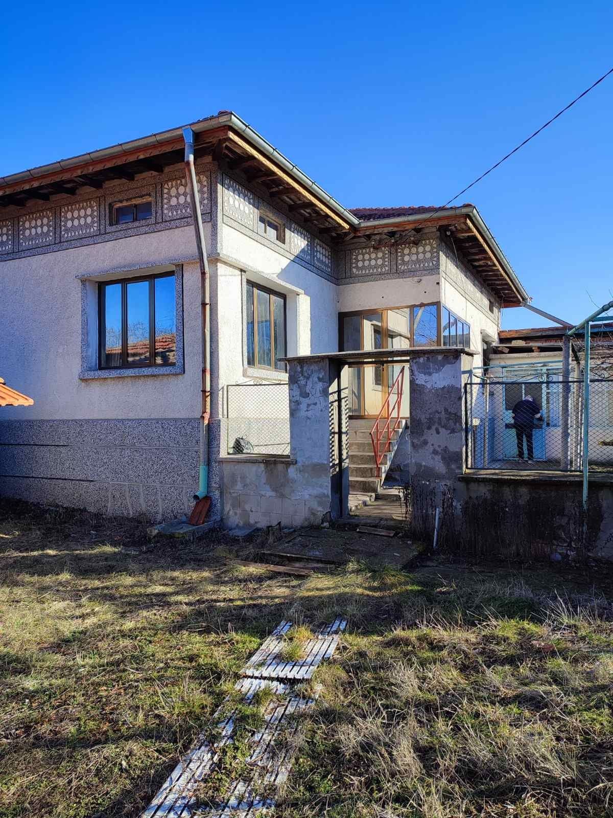 Къща в с. Долно Белево, Област Хасково - 130 кв.м за 324 €/кв.м - Снимка #1