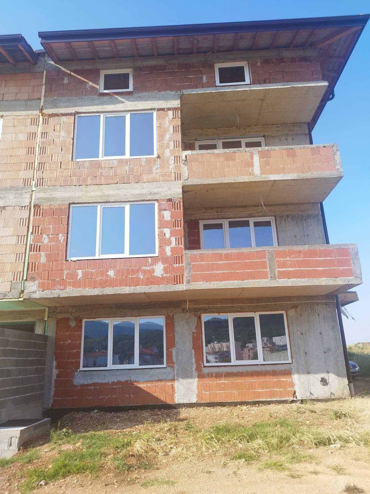 Къща в Асеновград - 320 кв.м за 610 €/кв.м - Снимка #1
