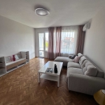 Дава се под наем Тристаен апартамент в Пловдив, Каменица 1 - 100 кв.м за 450 € - Снимка #1