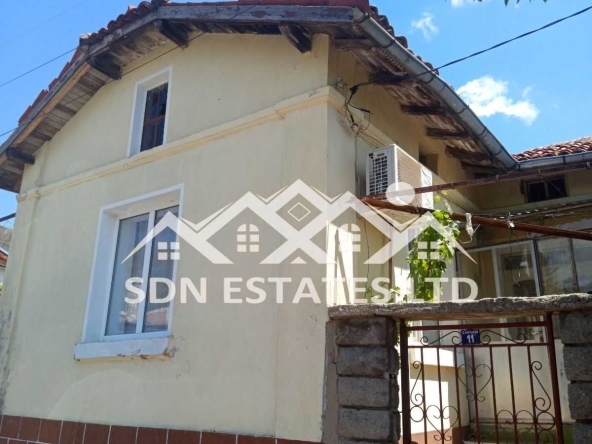 Къща в Шипка - 70 кв.м за 583 €/кв.м - Снимка #1