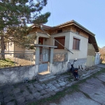 Къща в с. Ловец, Област Търговище - 1255 кв.м за 54 €/кв.м - Снимка #1