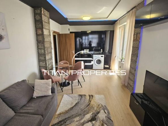 Дава се под наем Двустаен апартамент в Бургас, Лазур - 66 кв.м за 459 € - Снимка #1