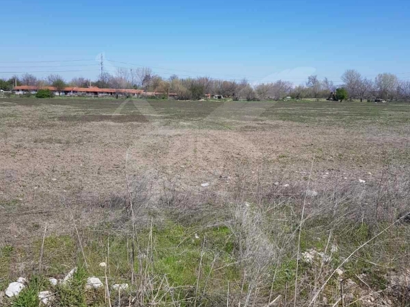 Парцел в Пловдив, Тракия - 29000 кв.м за 25 €/кв.м - Снимка #1