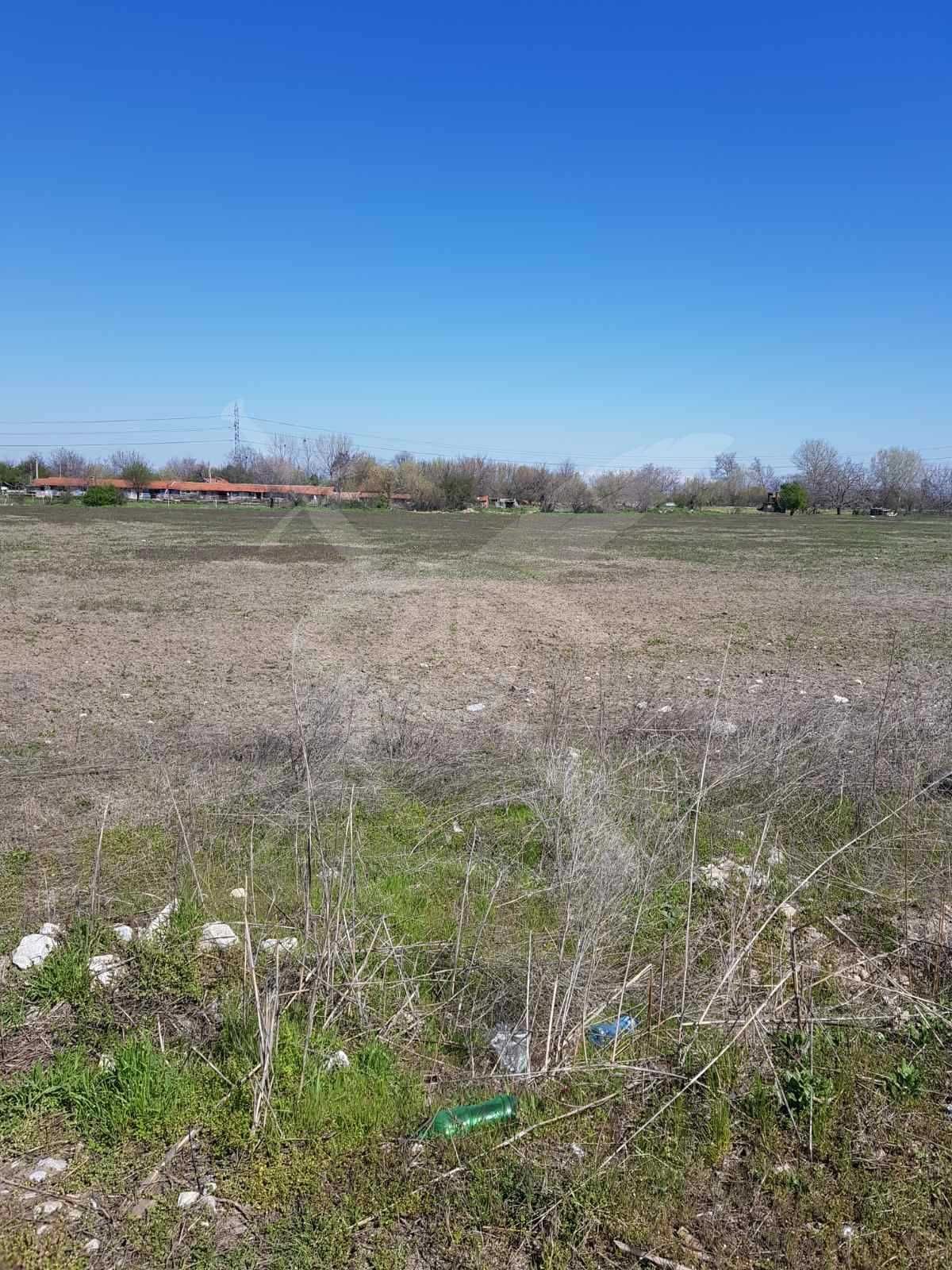 Парцел в Пловдив, Тракия - 29000 кв.м за 25 €/кв.м - Снимка #1