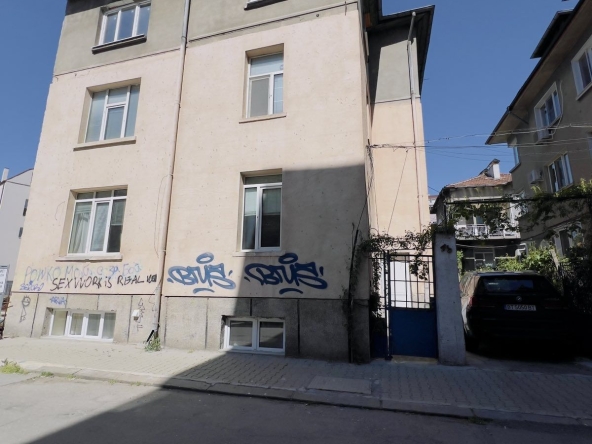 Многостаен апартамент в с. Горни Богров, Област София-град - 120 кв.м за 2459 €/кв.м - Снимка #1
