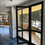 Дава се под наем Магазин в Разлог - 95 кв.м за 459 € - Снимка #1