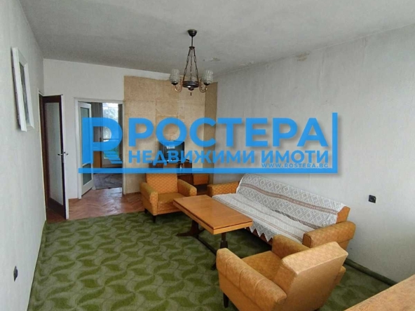 Четиристаен апартамент в Търговище, Център - 98 кв.м за 989 €/кв.м - Снимка #1