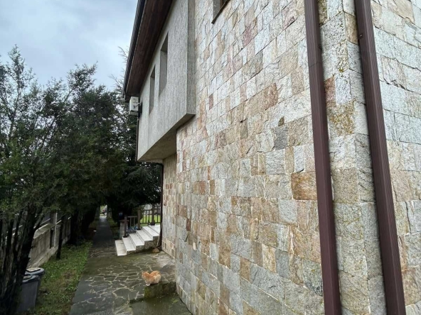 Къща в Варна, Център - 140 кв.м за 1286 €/кв.м - Снимка #1