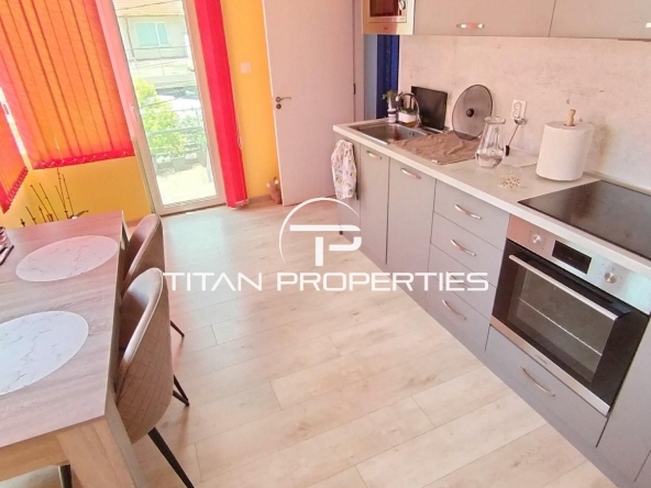 Тристаен апартамент в Бургас, Сарафово - 94 кв.м за 2075 €/кв.м - Снимка #1