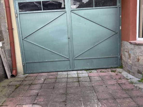 Дава се под наем Гараж / Паркомясто в Стара Загора, Кольо Ганчев - 32 кв.м за 127.5 € - Снимка #1