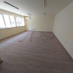 Дава се под наем Офис в Шумен, Център - 47 кв.м за 306 € - Снимка #1