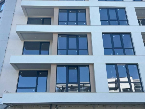 Двустаен апартамент в София, Малинова долина - 83 кв.м за 1814 €/кв.м - Снимка #1