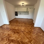 Тристаен апартамент в Монтана, Идеален център - 105 кв.м за 1667 €/кв.м - Снимка #1