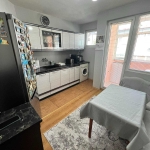 Тристаен апартамент в Търговище, Център - 92 кв.м за 2 €/кв.м - Снимка #1