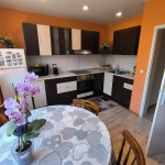 Етаж от къща в Перник, Ралица - 128 кв.м за 782 €/кв.м - Снимка #1