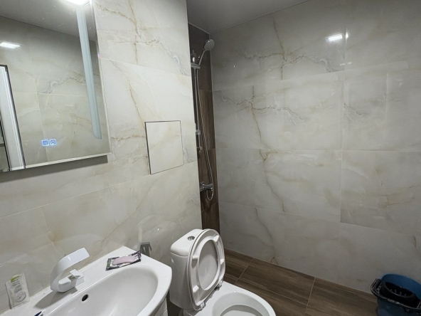 Дава се под наем Четиристаен апартамент в Кюстендил, Осогово - 90 кв.м за 714 € - Снимка #1