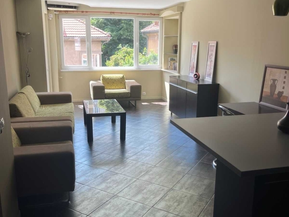 Дава се под наем Тристаен апартамент в София, Лозенец - 95 кв.м за 750 € - Снимка #1