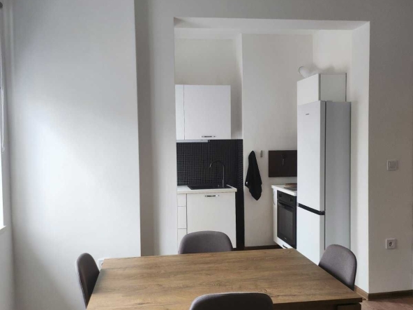 Дава се под наем Двустаен апартамент в София, Дружба 2 - 66 кв.м за 435 € - Снимка #1