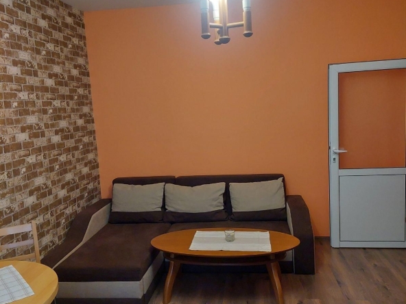 Дава се под наем Двустаен апартамент в Пловдив, Христо Смирненски - 50 кв.м за 315 € - Снимка #1