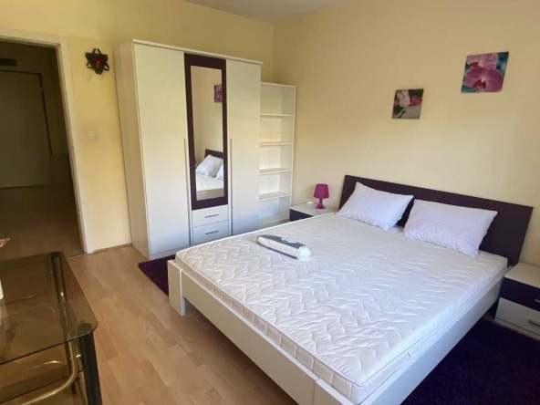 Дава се под наем Двустаен апартамент в София, Център - 60 кв.м за 700 € - Снимка #1