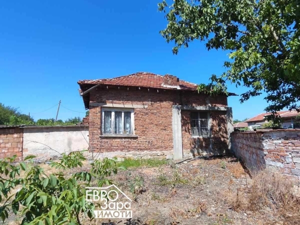 Къща в с. Арнаутито, Област Стара Загора - 100 кв.м за 270 €/кв.м - Снимка #1